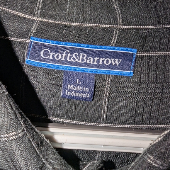 Croft & Barrow Black Windowpane Casual Shirt - Picture 2 of 8